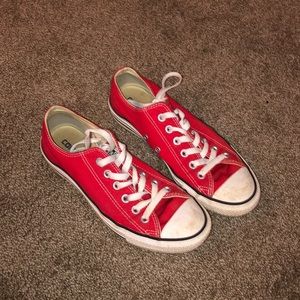 women’s red converse